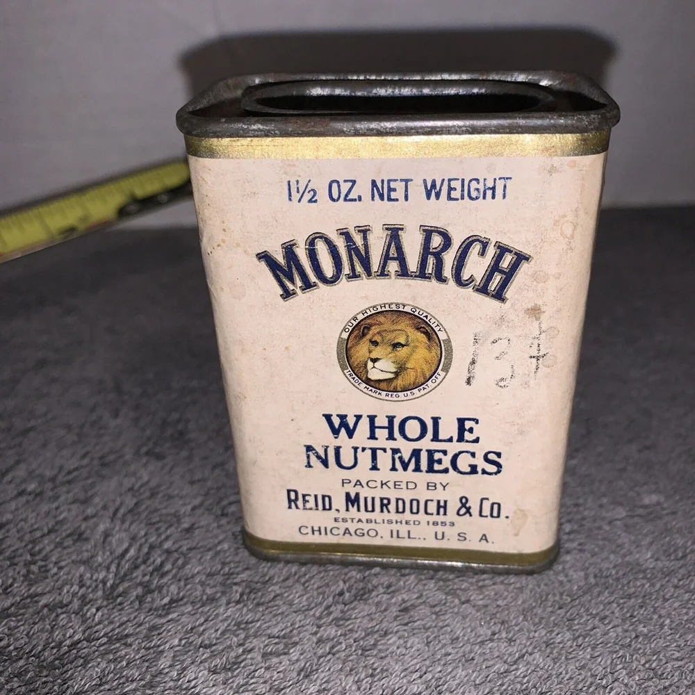 Vintage Monarch Lion Spice Tin Whole Nutmegs Reid Murdoch Chicago Kitchen Decor